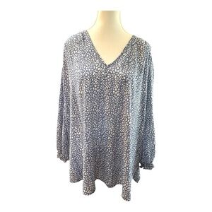 Fun2Fun Blue & White Animal Print Blouse | Size 2X
